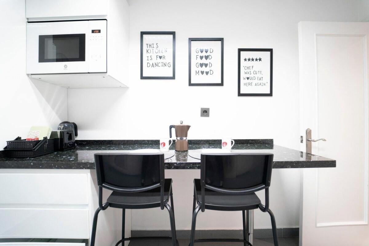 Apartamento Avenida De Castilla Gijón Exteriör bild