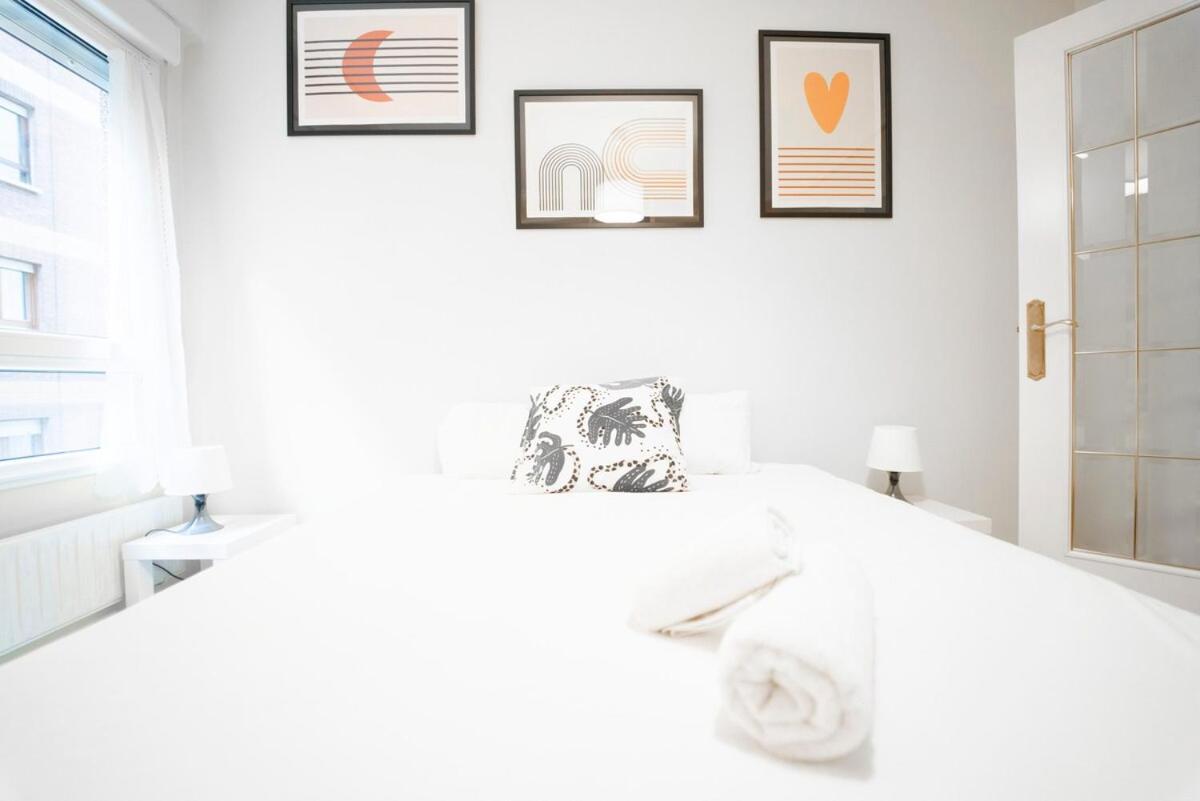 Apartamento Avenida De Castilla Gijón Exteriör bild