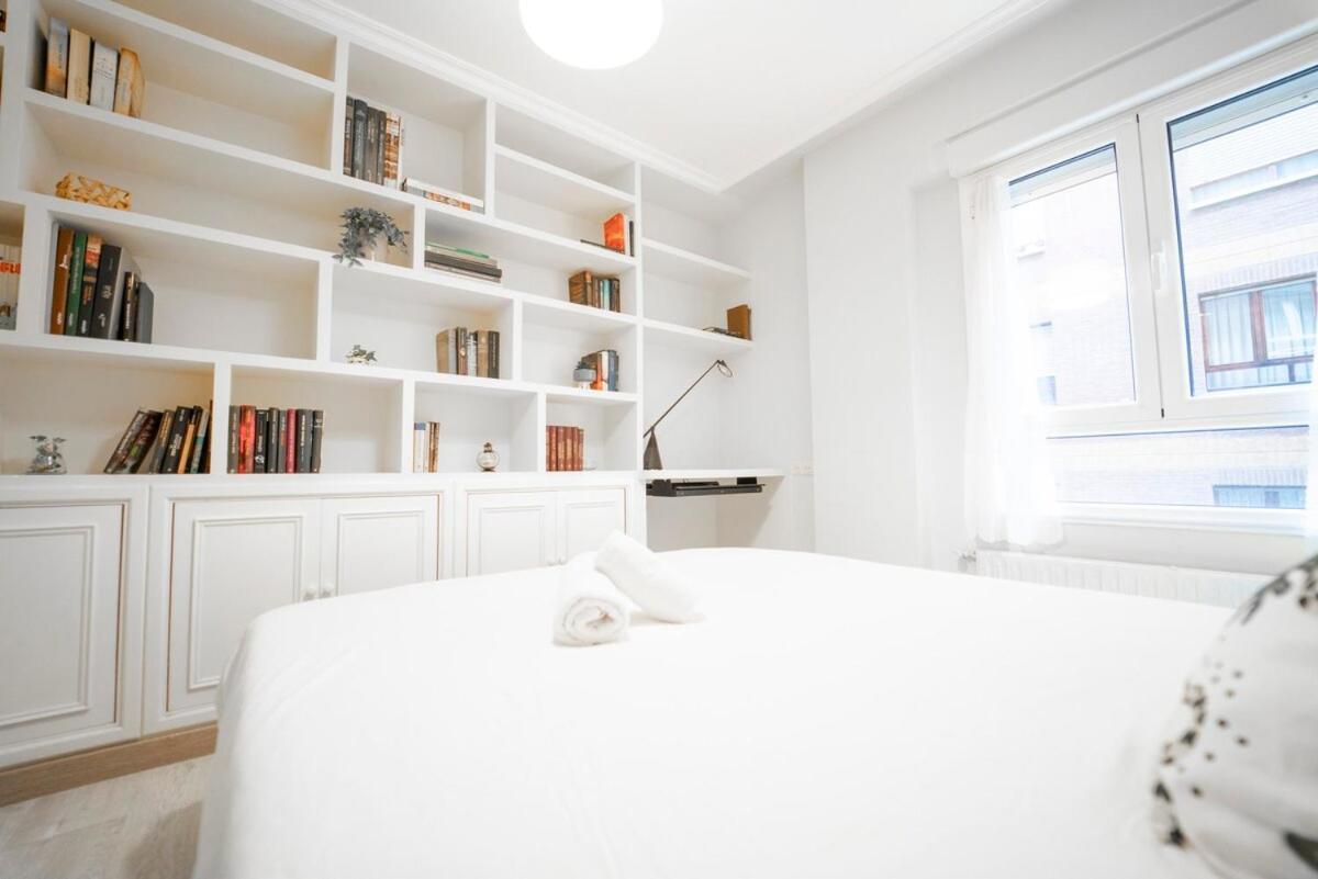 Apartamento Avenida De Castilla Gijón Exteriör bild