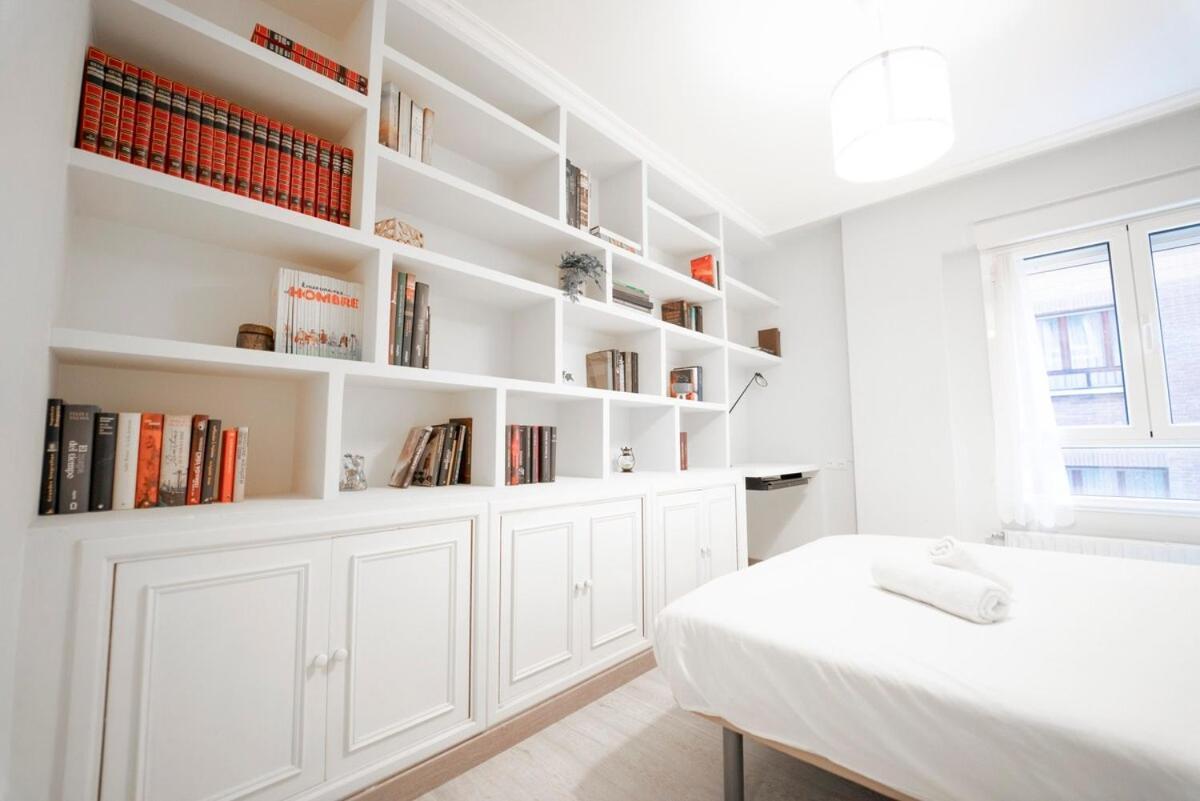 Apartamento Avenida De Castilla Gijón Exteriör bild