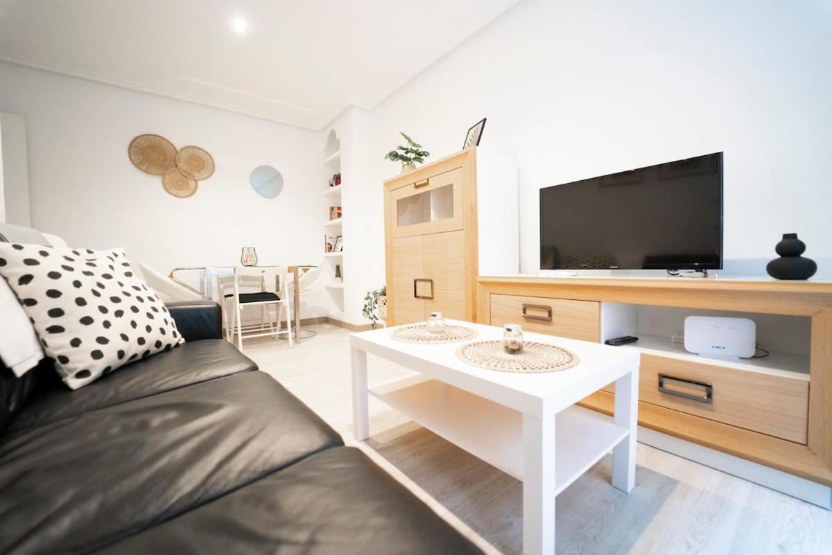 Apartamento Avenida De Castilla Gijón Exteriör bild